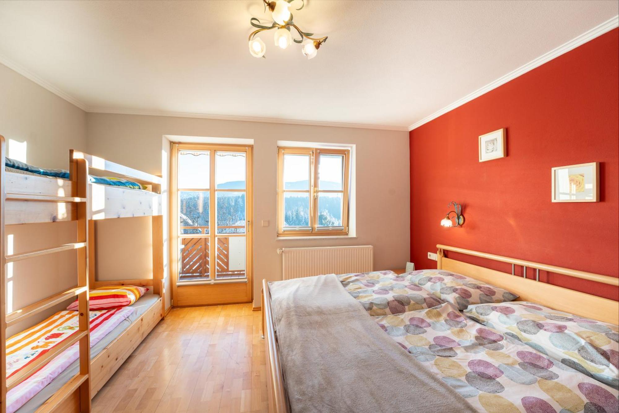 Haus Holzer Apartment Sankt Andra im Lungau Bagian luar foto